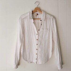 Pilcro Anthropologie Cropped Muslin Button Down
